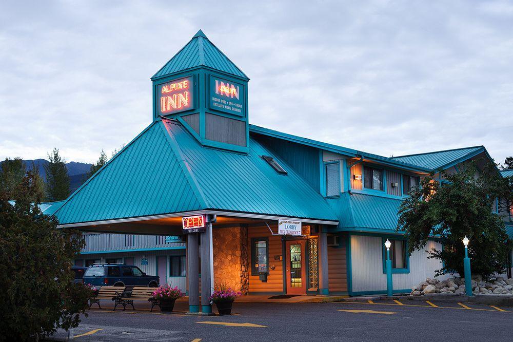 Alpine Inn Valemount Buitenkant foto