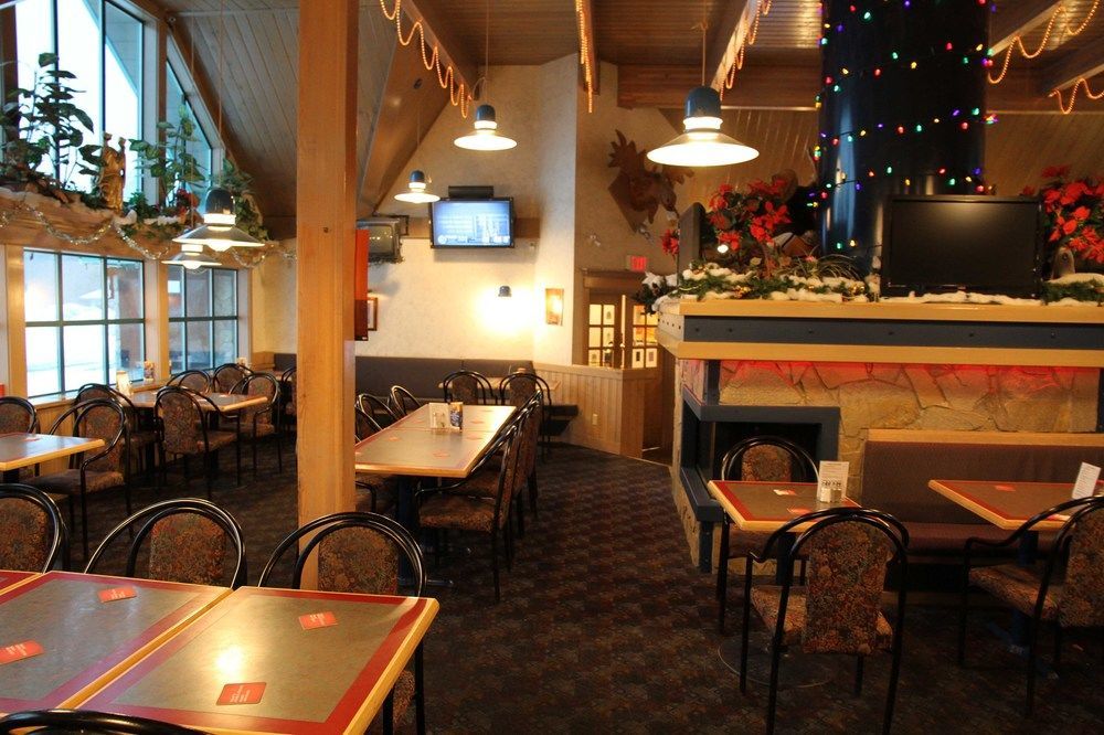 Alpine Inn Valemount Buitenkant foto